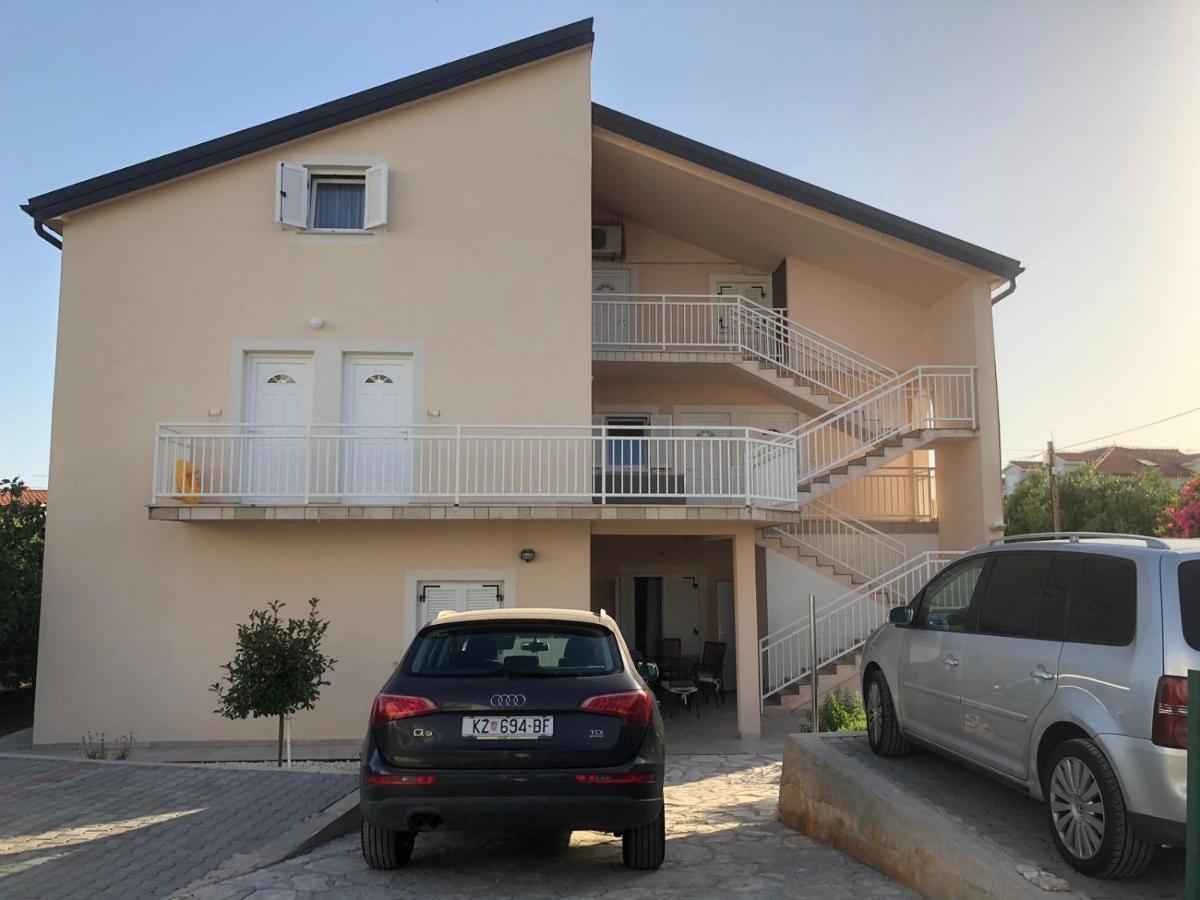 סרימה Apartments Beachwalk Heaven Milica מראה חיצוני תמונה