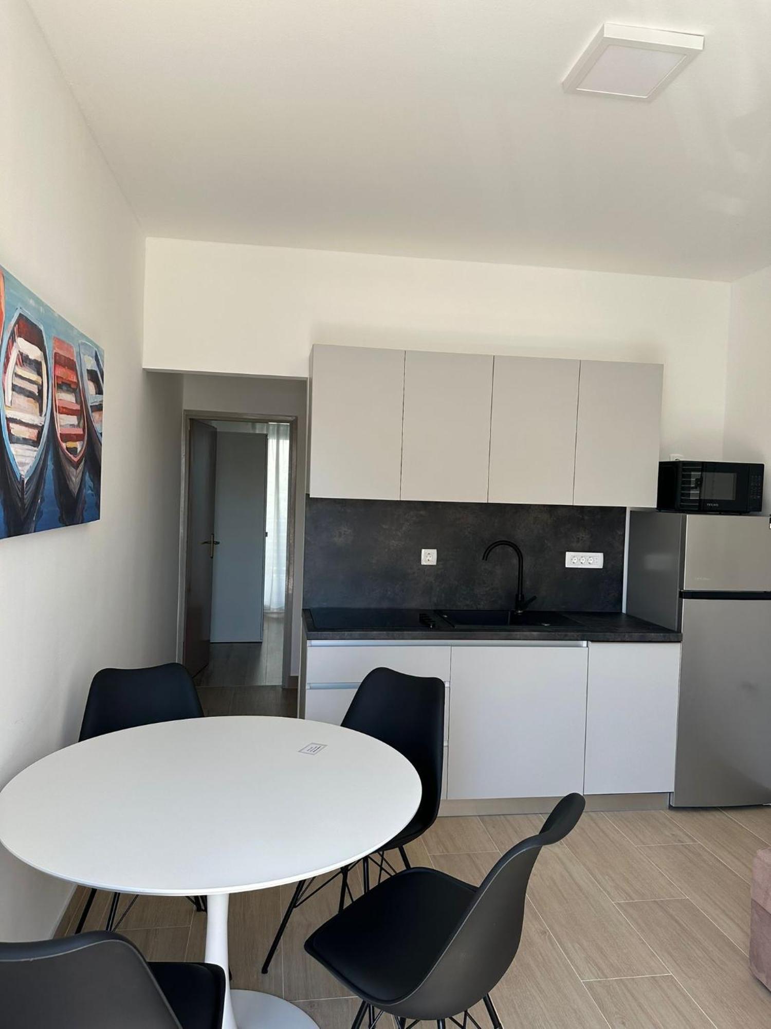 סרימה Apartments Beachwalk Heaven Milica מראה חיצוני תמונה