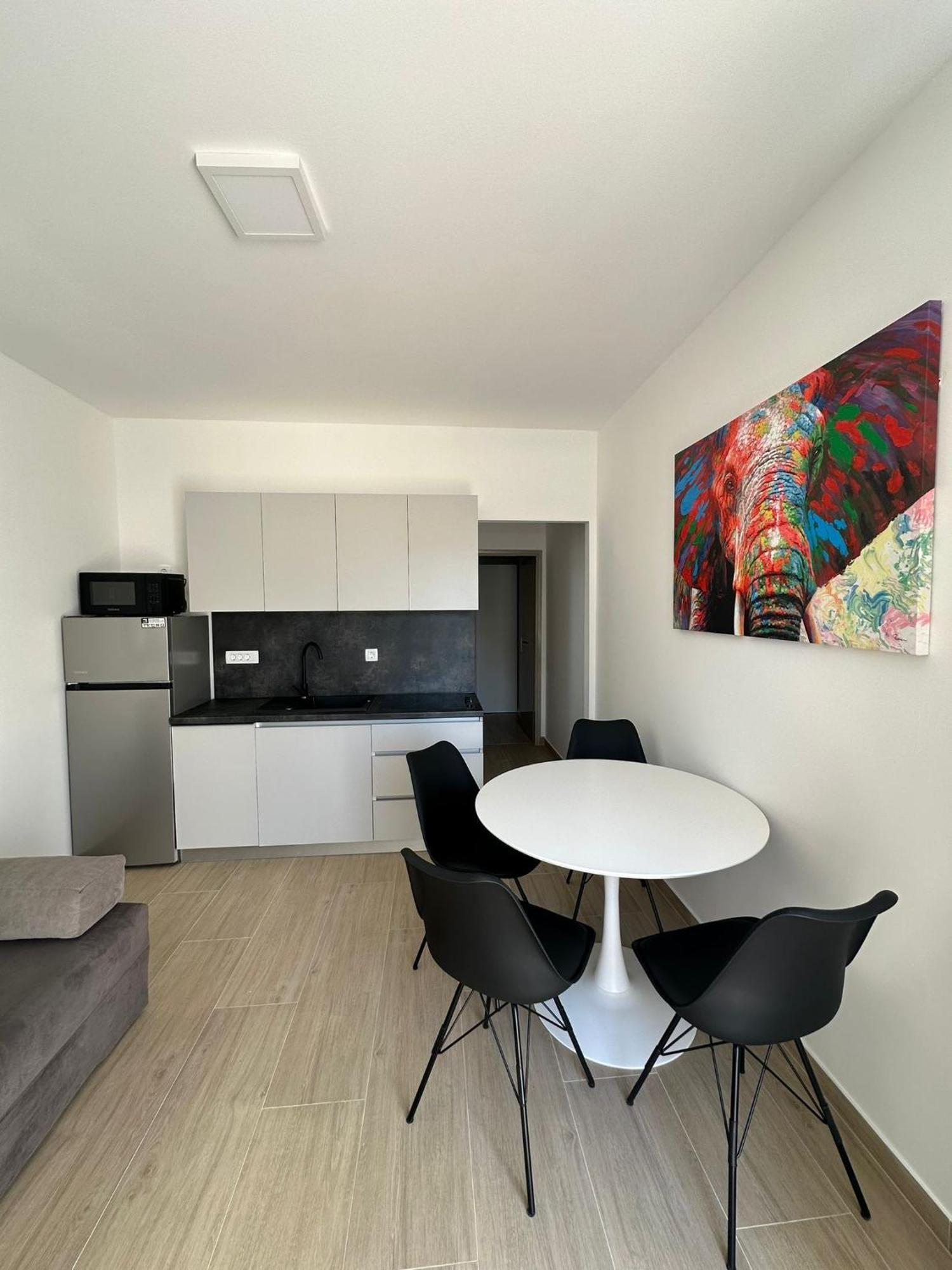סרימה Apartments Beachwalk Heaven Milica מראה חיצוני תמונה